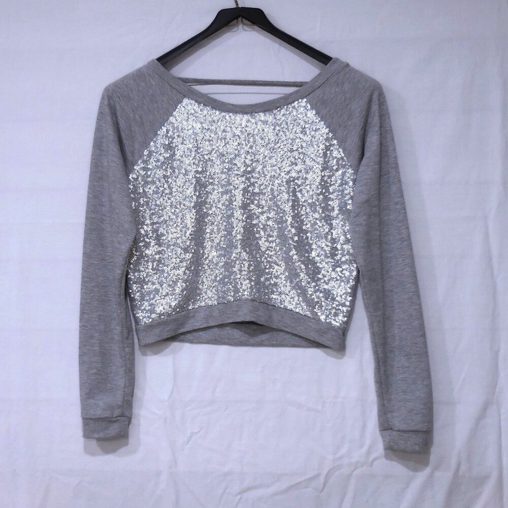 Delia’s Sequined Long Sleeve Crop Top Size Medium